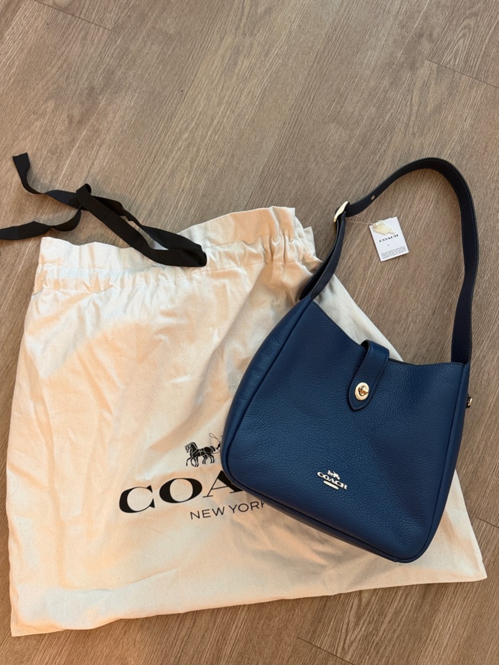NWT Coach Navy Pebbled Leather Shoulder Hobo with Gold Hardware